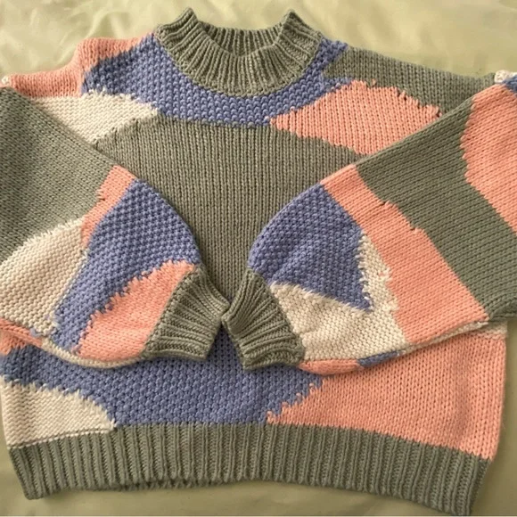 Green and Pink Crew Neck Sweater with Color Block Design - Picture 5 of 5